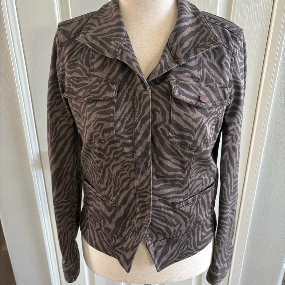 White House Black Market | NWT | Outline Zebra Jacket | size 12